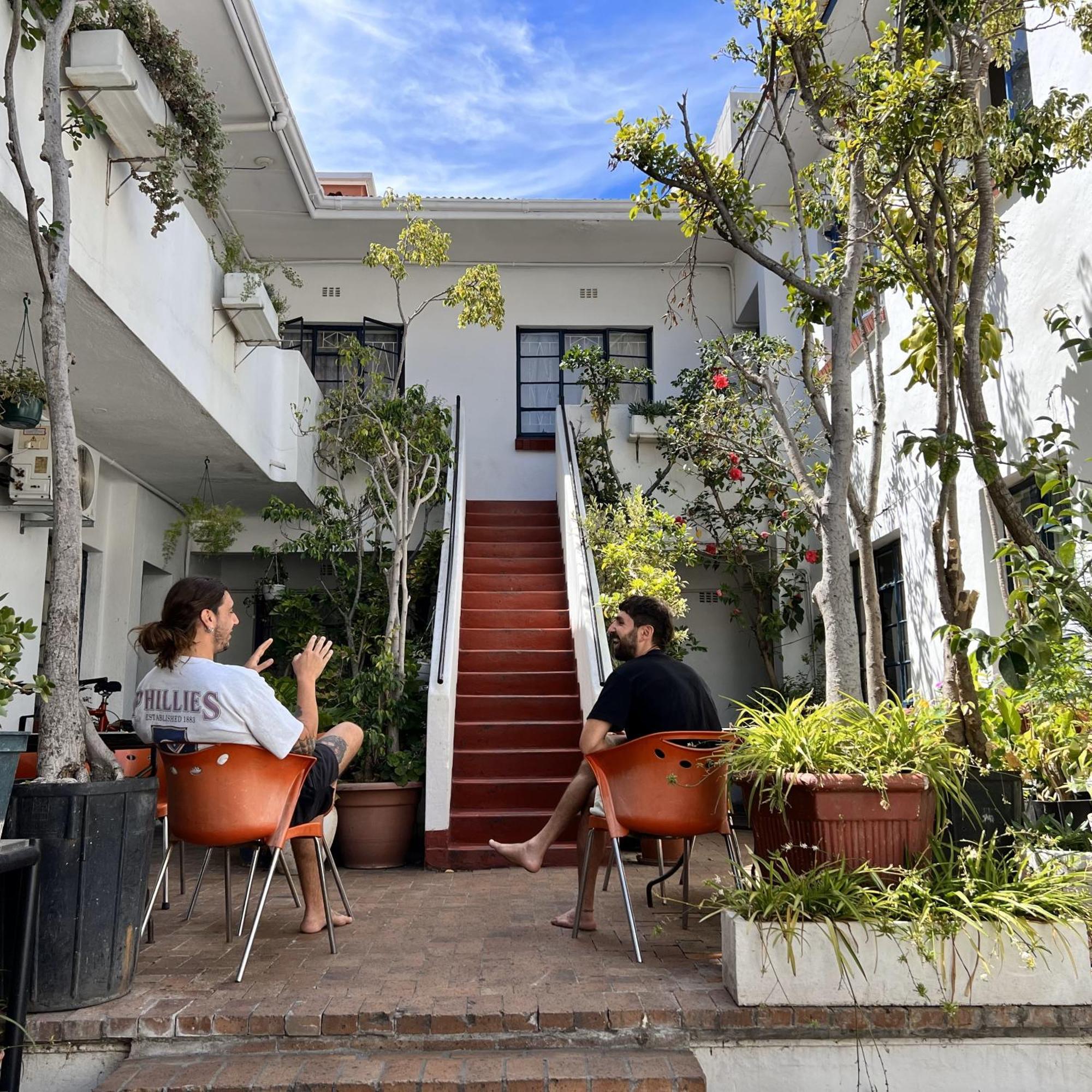 Long Street Backpackers (Adults Only) Pansiyon Cape Town Dış mekan fotoğraf