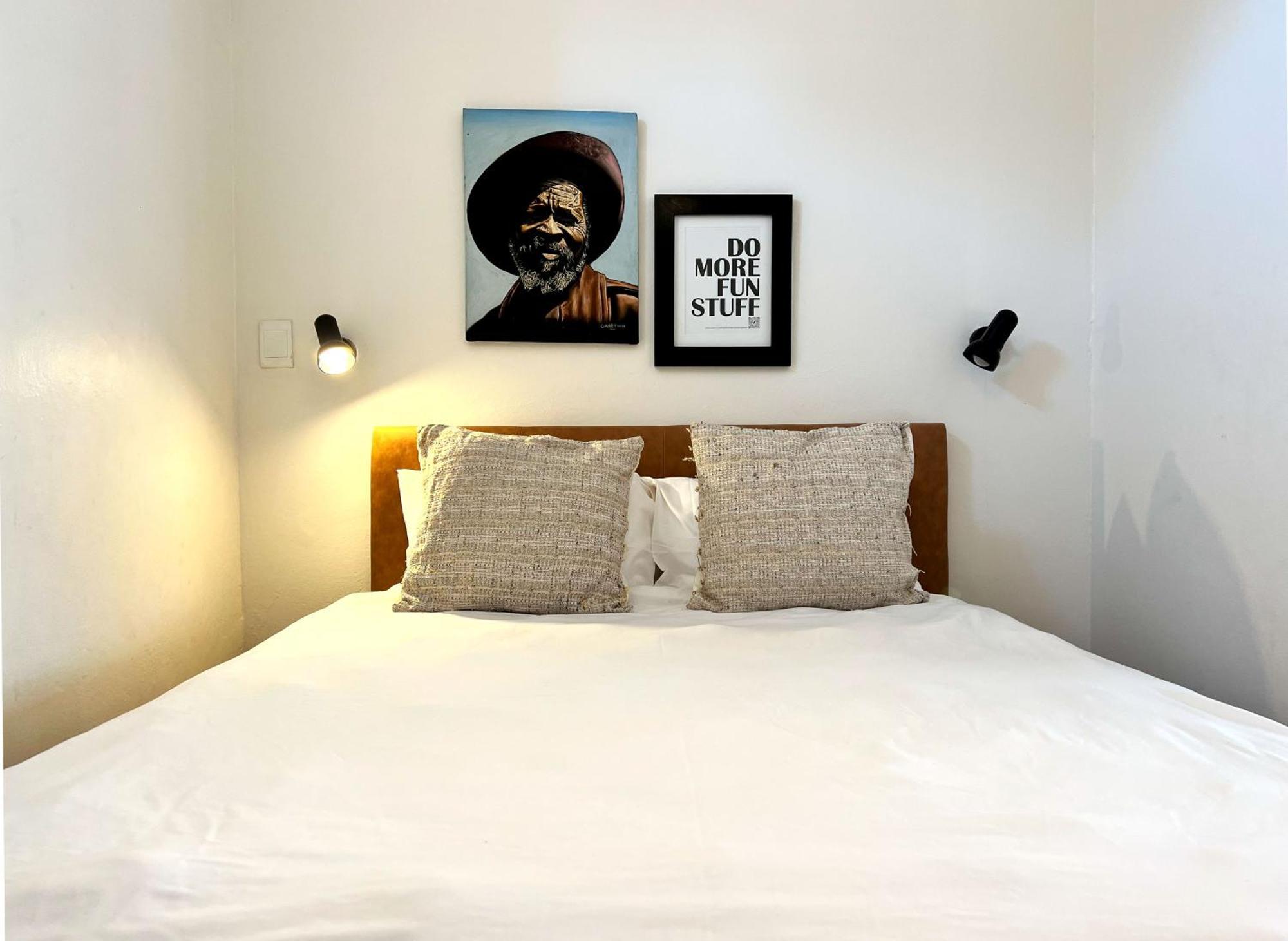 Long Street Backpackers (Adults Only) Pansiyon Cape Town Dış mekan fotoğraf